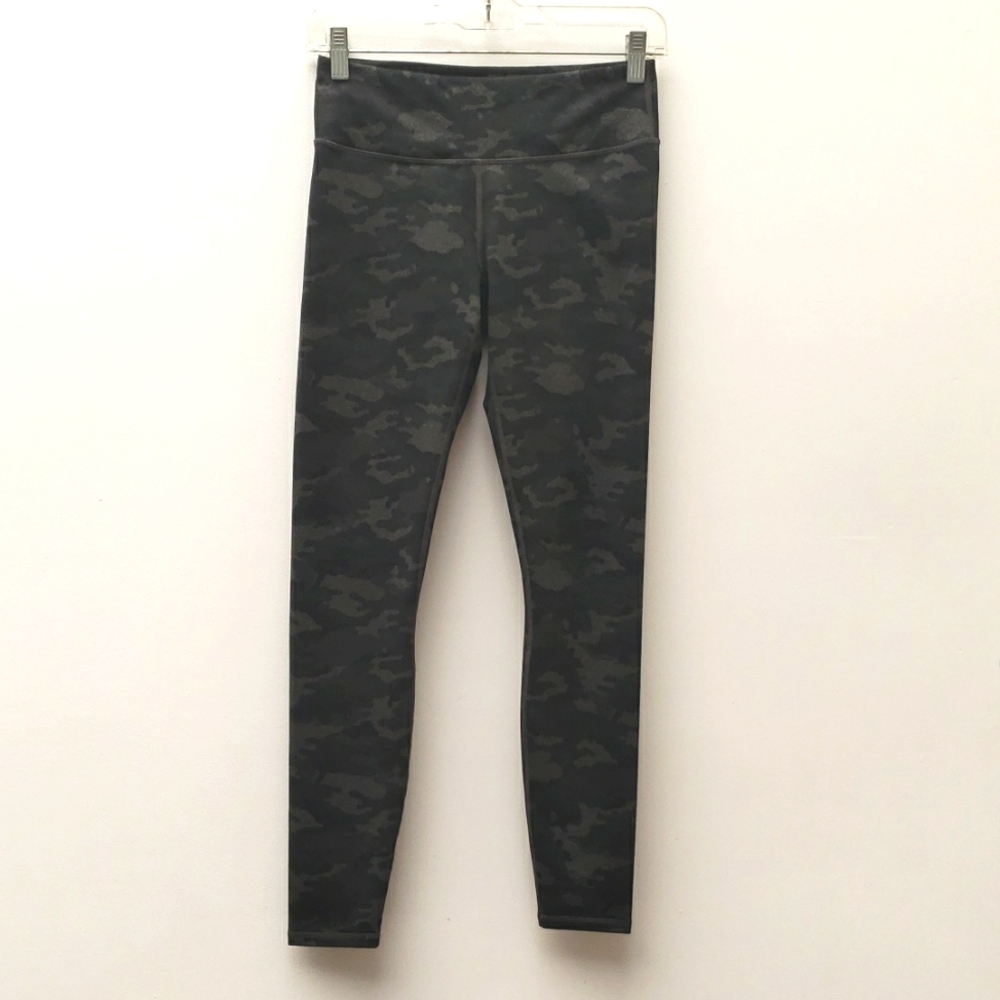 Fabletics Camo Leggings Women's Size XS